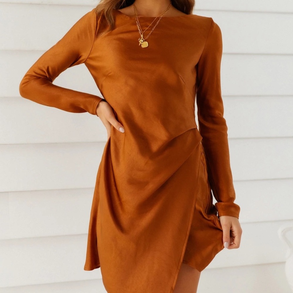 Caramel Mini Dess, Size S, Open Back, Never Worn